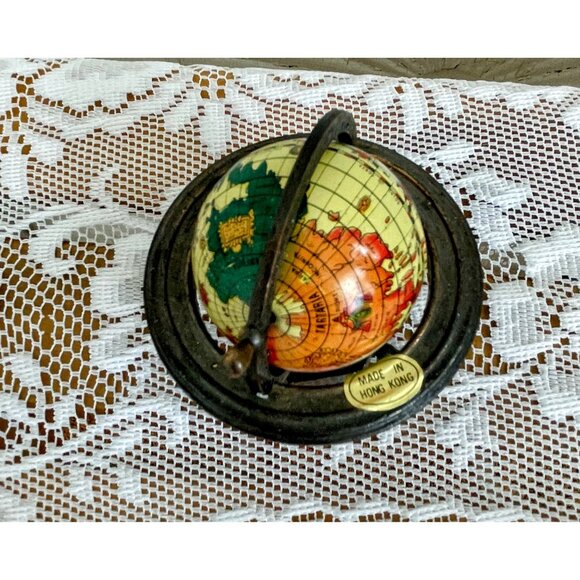 Vintage 1970s Miniature World Globe Pencil Sharpener Metal - Picture 3 of 6